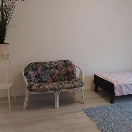 דירה Kaunis Kaksio Porissa פורי